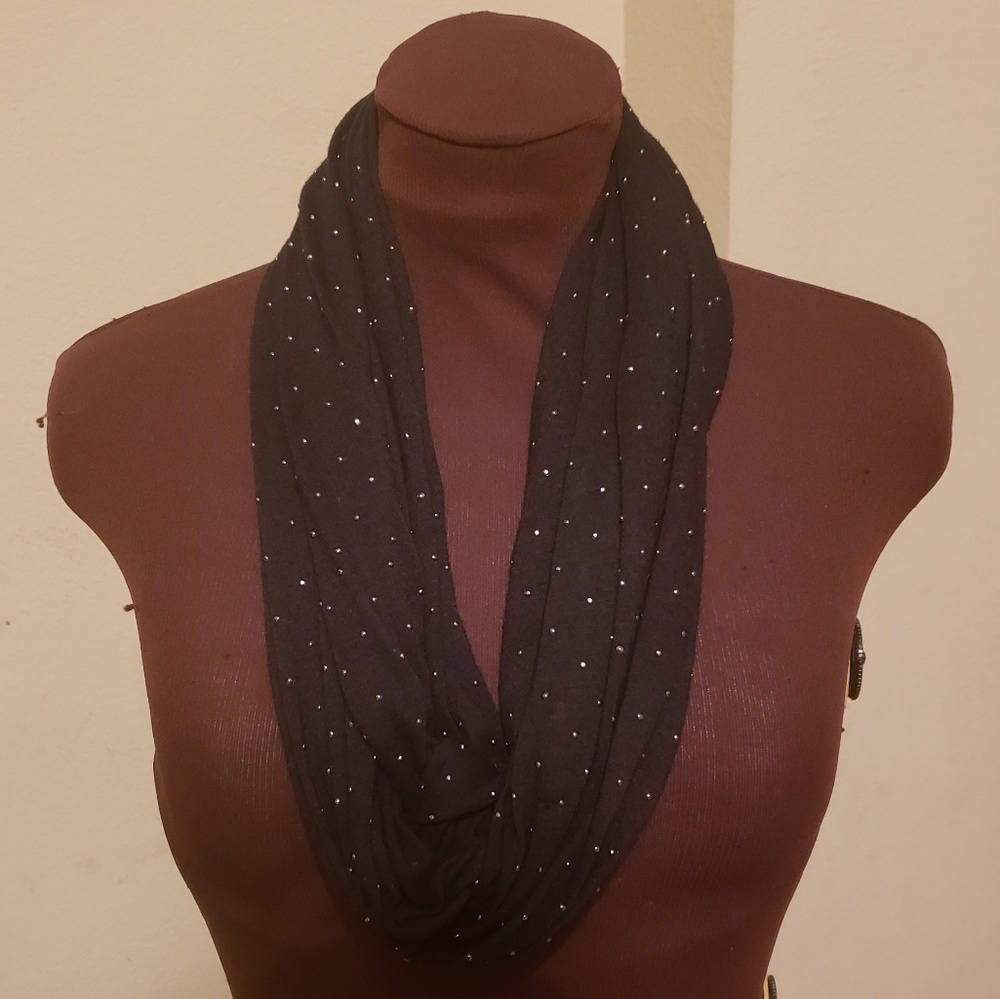 Black with silver bead loop cloth scarf